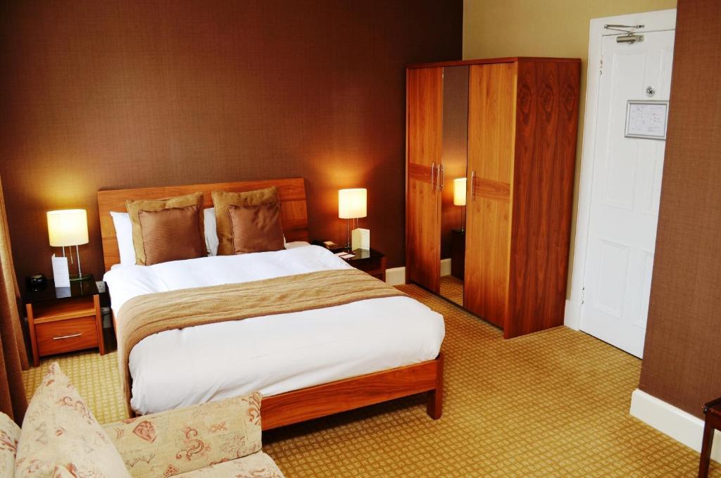 Royal Hotel Cumnock Esterno foto