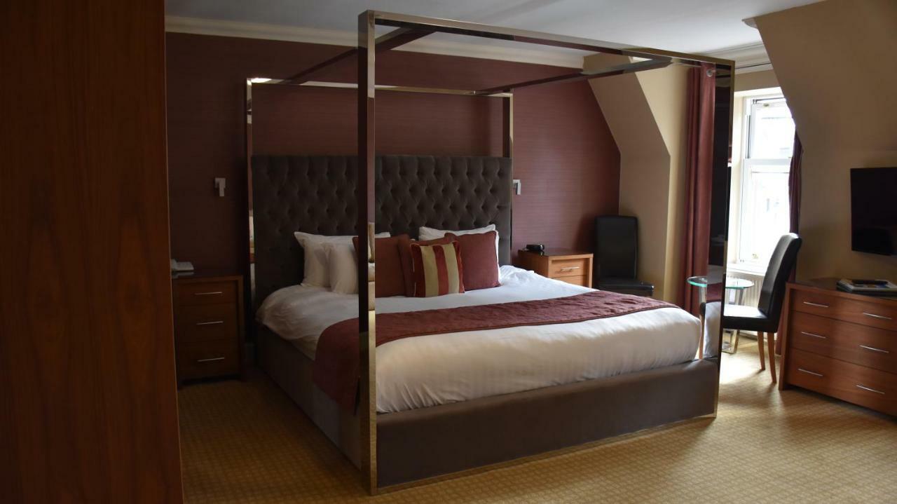 Royal Hotel Cumnock Esterno foto