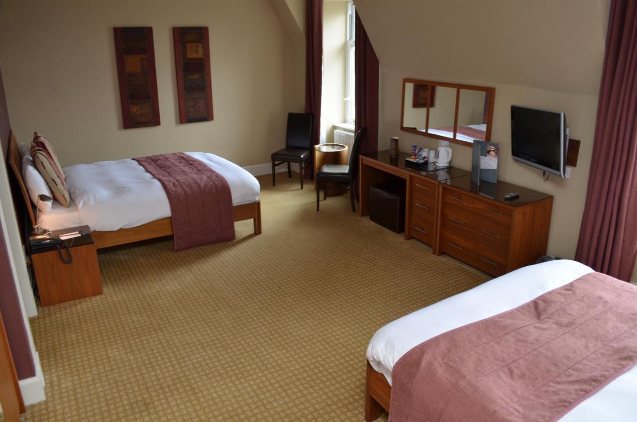 Royal Hotel Cumnock Esterno foto