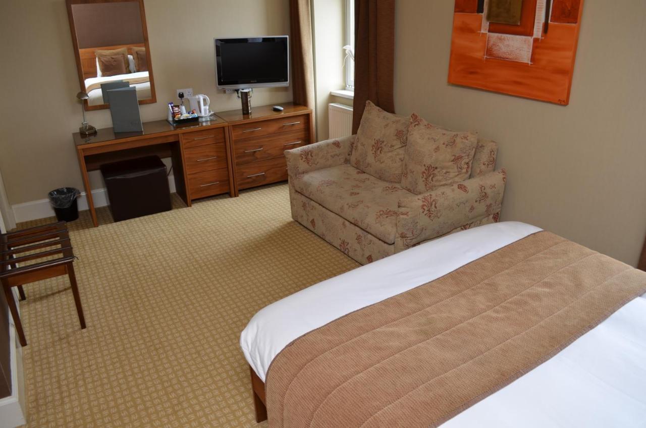 Royal Hotel Cumnock Esterno foto